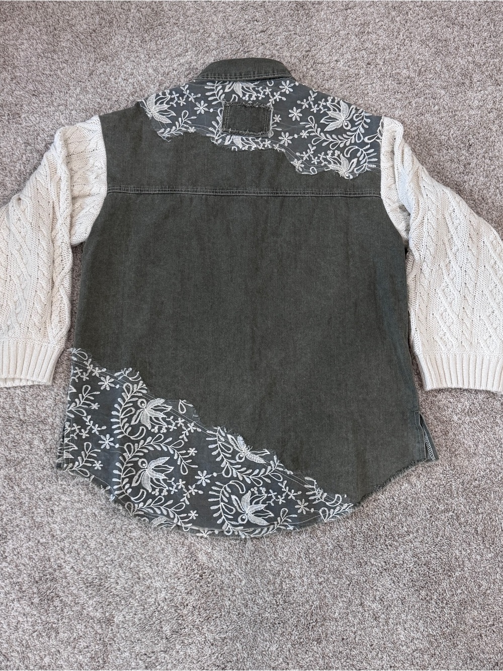 POL NWOT Olive Embroidered Patchwork Cable Knit Sleeve Shacket S - Picture 9 of 12